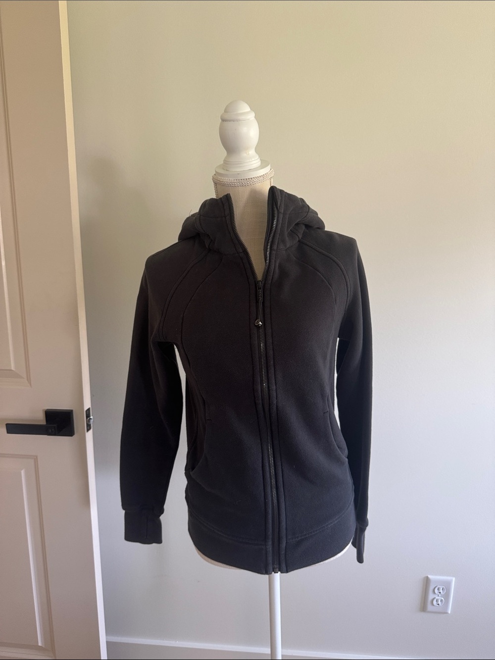 Lululemon Scuba Zip Up